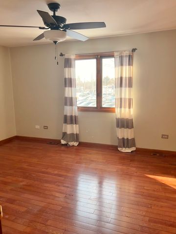 10956 S 76 Avenue H, Palos Hills, IL 60465