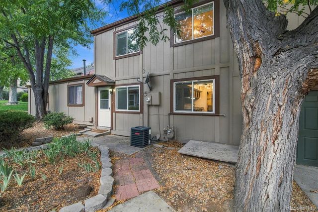 7700 W Glasgow Place 9A, Littleton, CO 80128