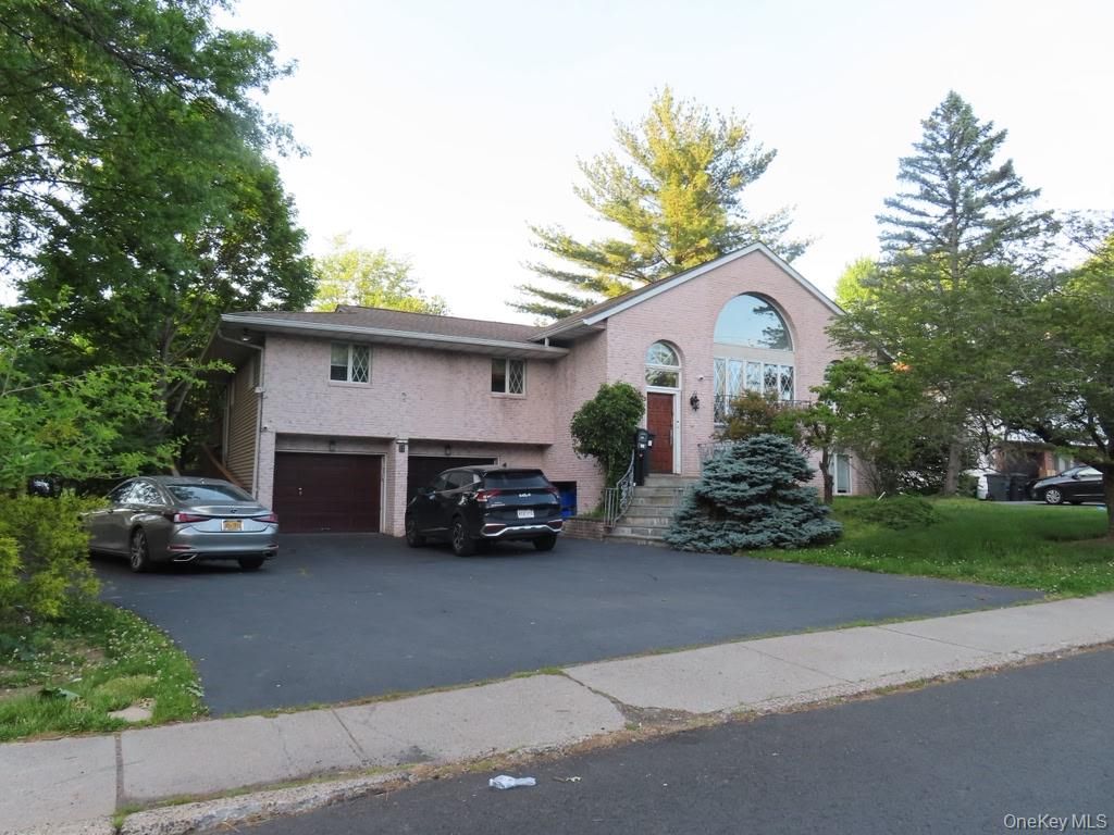 29 Cameo Ridge Road, Monsey, NY 10952