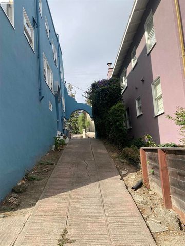 500 Fairbanks Ave, Oakland, CA 94610