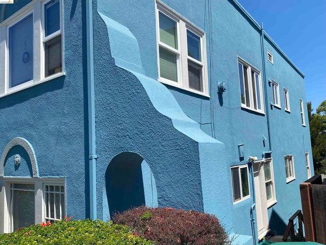 500 Fairbanks Ave, Oakland, CA 94610