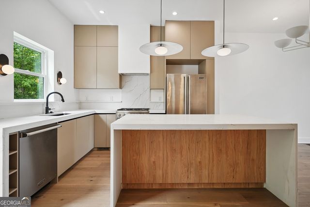 1570 Flat Shoals Rd SE 7, Atlanta, GA 30316