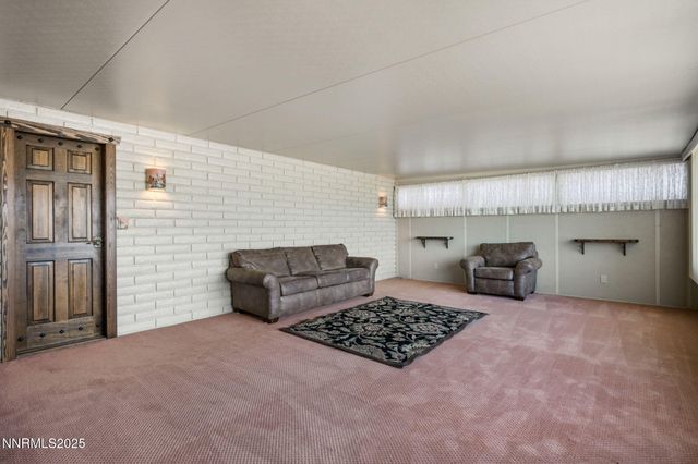 1650 S Deer Run Road, Carson City, NV 89701