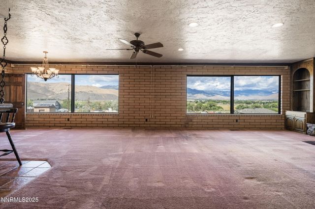 1650 S Deer Run Road, Carson City, NV 89701