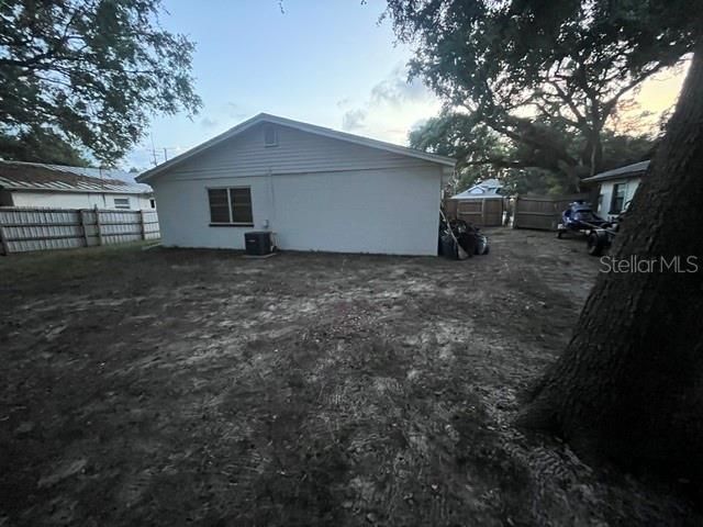 6716 S DAUPHIN AVENUE, Tampa, FL 33611