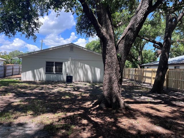 6716 S DAUPHIN AVENUE, Tampa, FL 33611