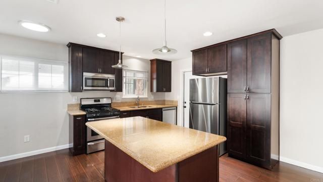 465 Meadowbrook Drive, San Diego, CA 92114