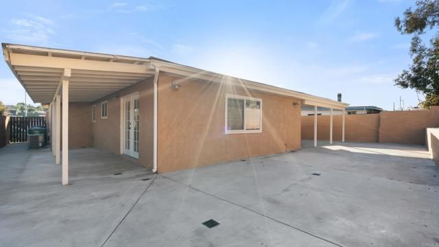 465 Meadowbrook Drive, San Diego, CA 92114