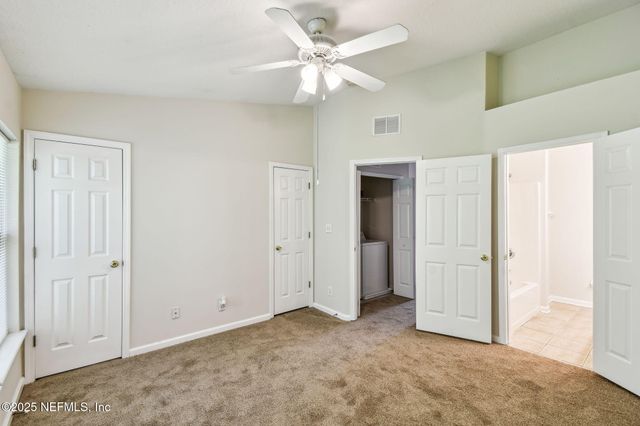 3542 LONE TREE Lane, Jacksonville, FL 32216