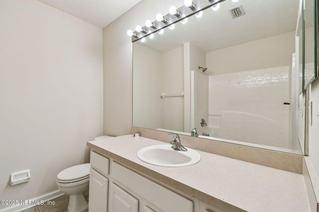 3542 LONE TREE Lane, Jacksonville, FL 32216