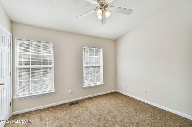 3542 LONE TREE Lane, Jacksonville, FL 32216