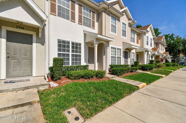 3542 LONE TREE Lane, Jacksonville, FL 32216