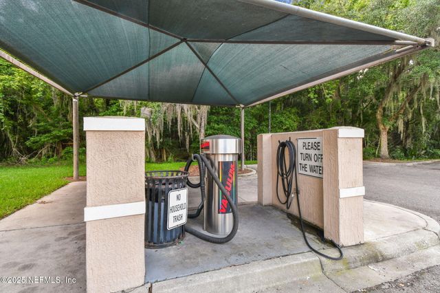 3542 LONE TREE Lane, Jacksonville, FL 32216