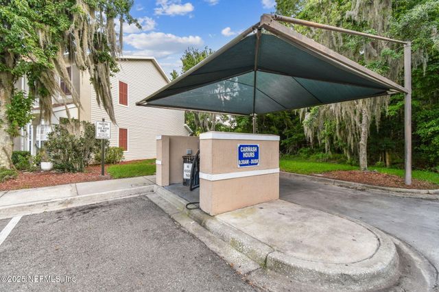 3542 LONE TREE Lane, Jacksonville, FL 32216