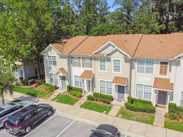 3542 LONE TREE Lane, Jacksonville, FL 32216