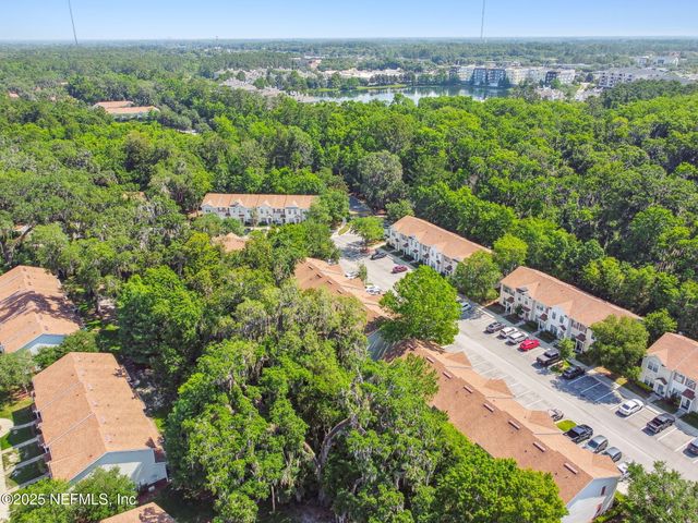 3542 LONE TREE Lane, Jacksonville, FL 32216