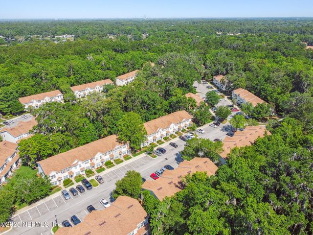 3542 LONE TREE Lane, Jacksonville, FL 32216