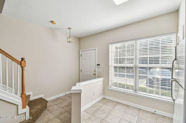3542 LONE TREE Lane, Jacksonville, FL 32216