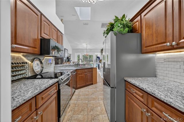 507 E Gilchrist Court, Hernando, FL 34442