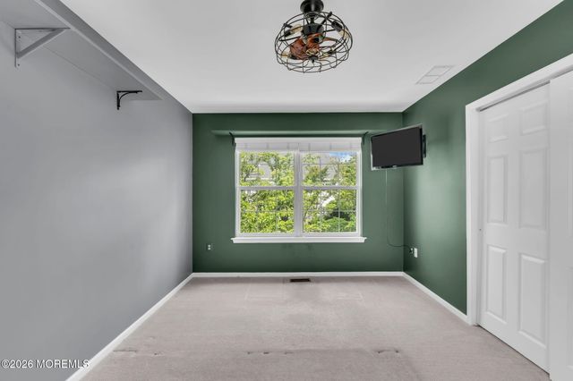 11 S Manor Court, Wall, NJ 07719