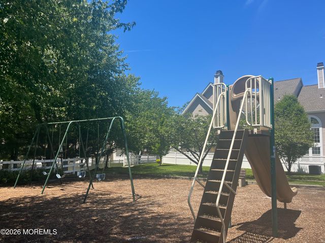 11 S Manor Court, Wall, NJ 07719