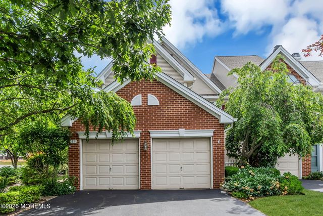 11 S Manor Court, Wall, NJ 07719