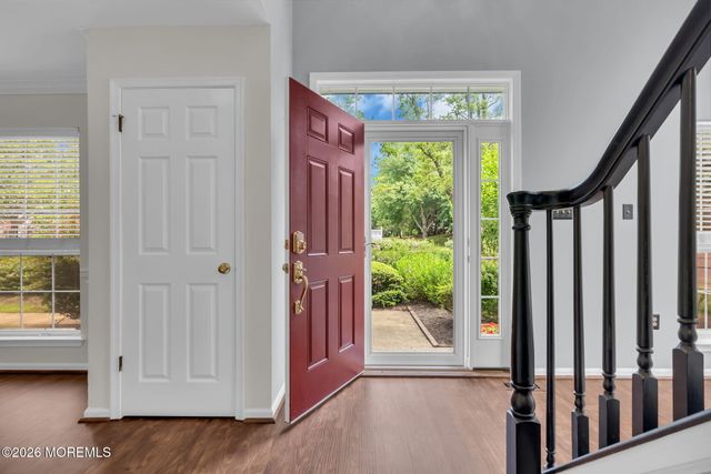 11 S Manor Court, Wall, NJ 07719