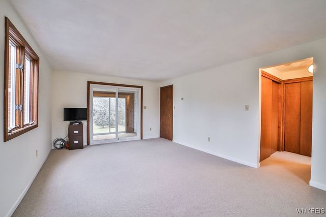 555 Ransom Road, Grand Island, NY 14072