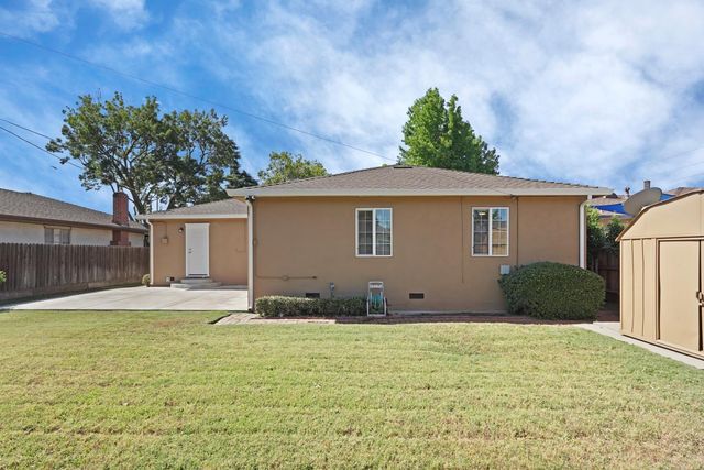 2555 W Sonoma Ave, Stockton, CA 95204