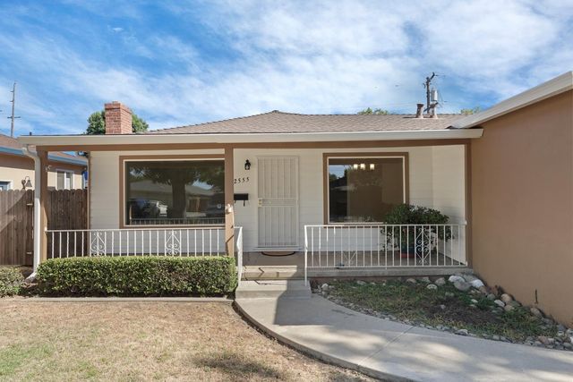 2555 W Sonoma Ave, Stockton, CA 95204
