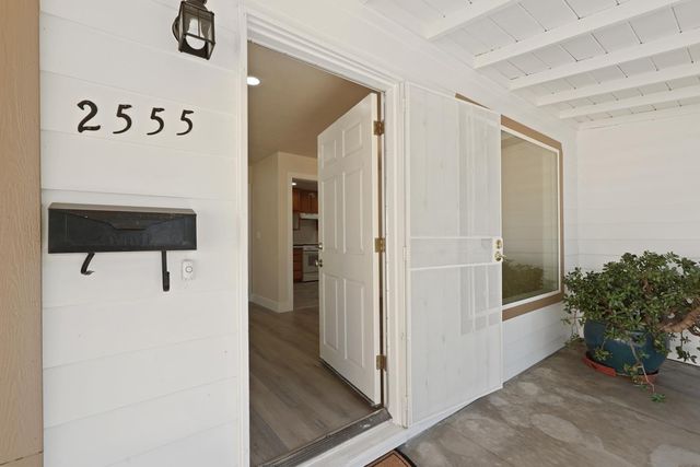 2555 W Sonoma Ave, Stockton, CA 95204