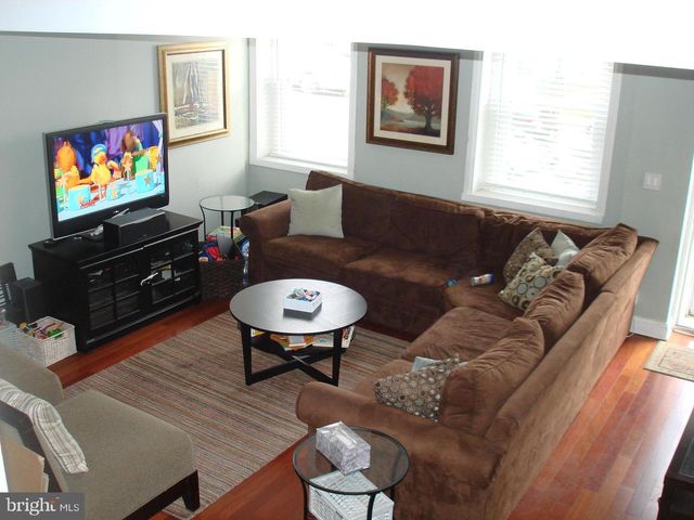 160 LEVERING ST, Philadelphia, PA 19127