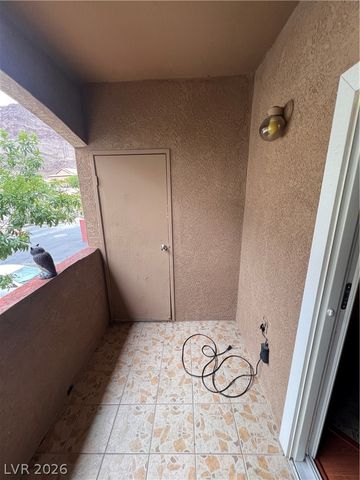 231 West Horizon Ridge Parkway 1421, Henderson, NV 89012