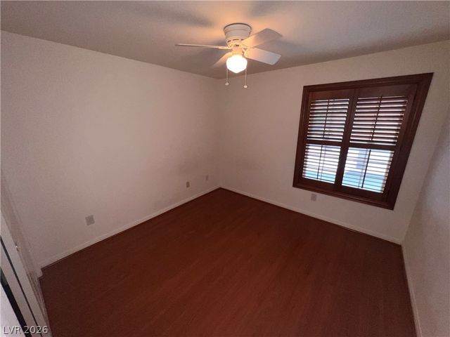 231 West Horizon Ridge Parkway 1421, Henderson, NV 89012