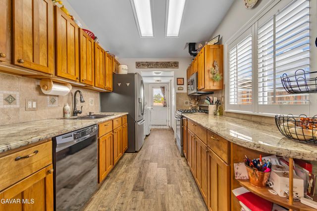 43516 W 18th Street, Lancaster, CA 93534