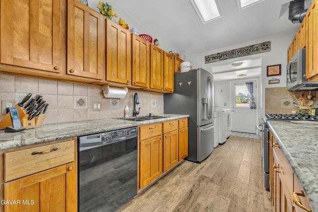 43516 W 18th Street, Lancaster, CA 93534