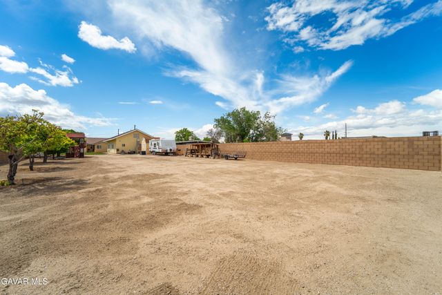 43516 W 18th Street, Lancaster, CA 93534