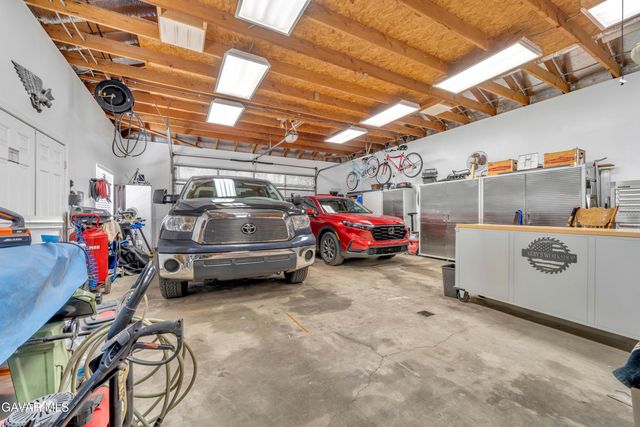 43516 W 18th Street, Lancaster, CA 93534