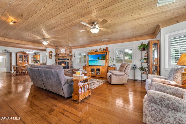 43516 W 18th Street, Lancaster, CA 93534