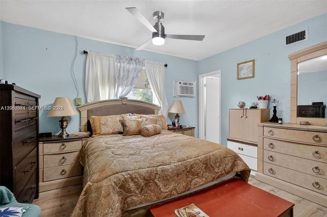 6861 SW 1st Court, Pembroke Pines, FL 33023