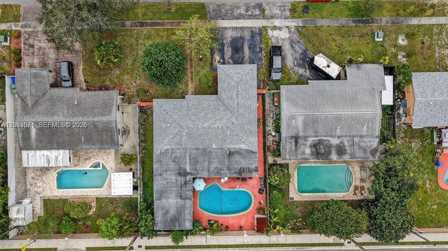 6861 SW 1st Court, Pembroke Pines, FL 33023