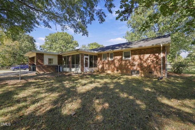 208 Aloha Drive, Graham, NC 27253