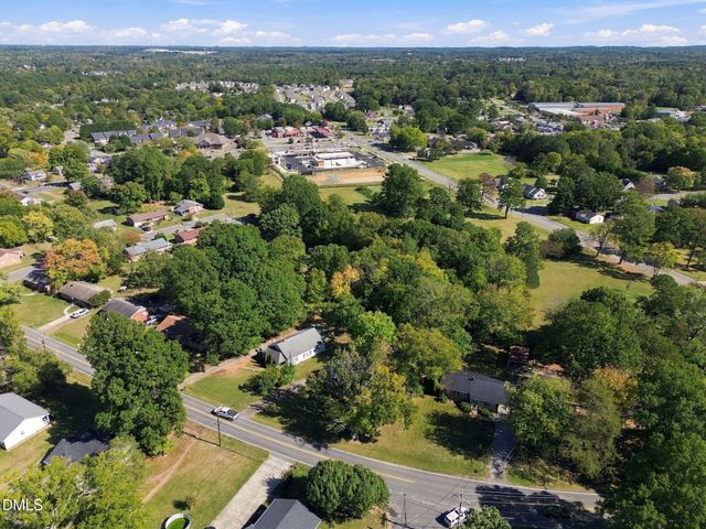 208 Aloha Drive, Graham, NC 27253