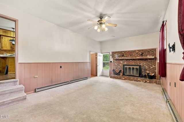208 Aloha Drive, Graham, NC 27253