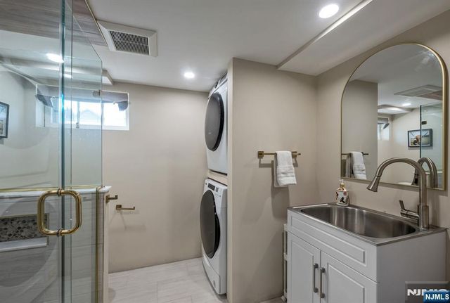 44 Pavonia Avenue, Emerson, NJ 07630