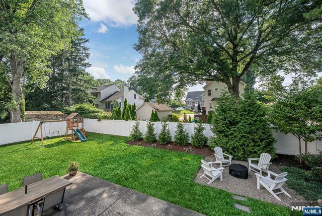 44 Pavonia Avenue, Emerson, NJ 07630
