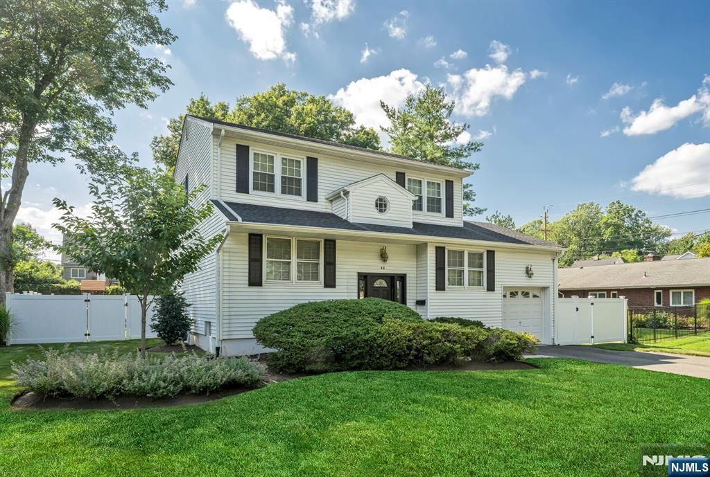 44 Pavonia Avenue, Emerson, NJ 07630