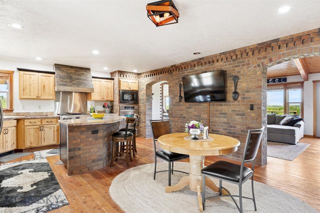 915 Point of Rocks Road, Whitehall, MT 59759