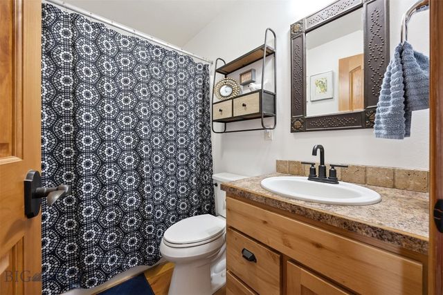 915 Point of Rocks Road, Whitehall, MT 59759