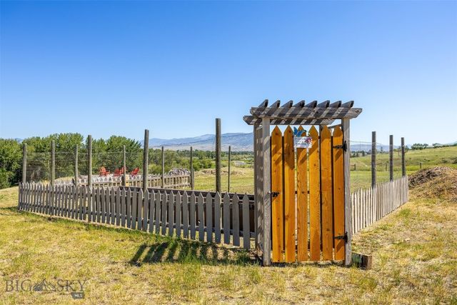 915 Point of Rocks Road, Whitehall, MT 59759